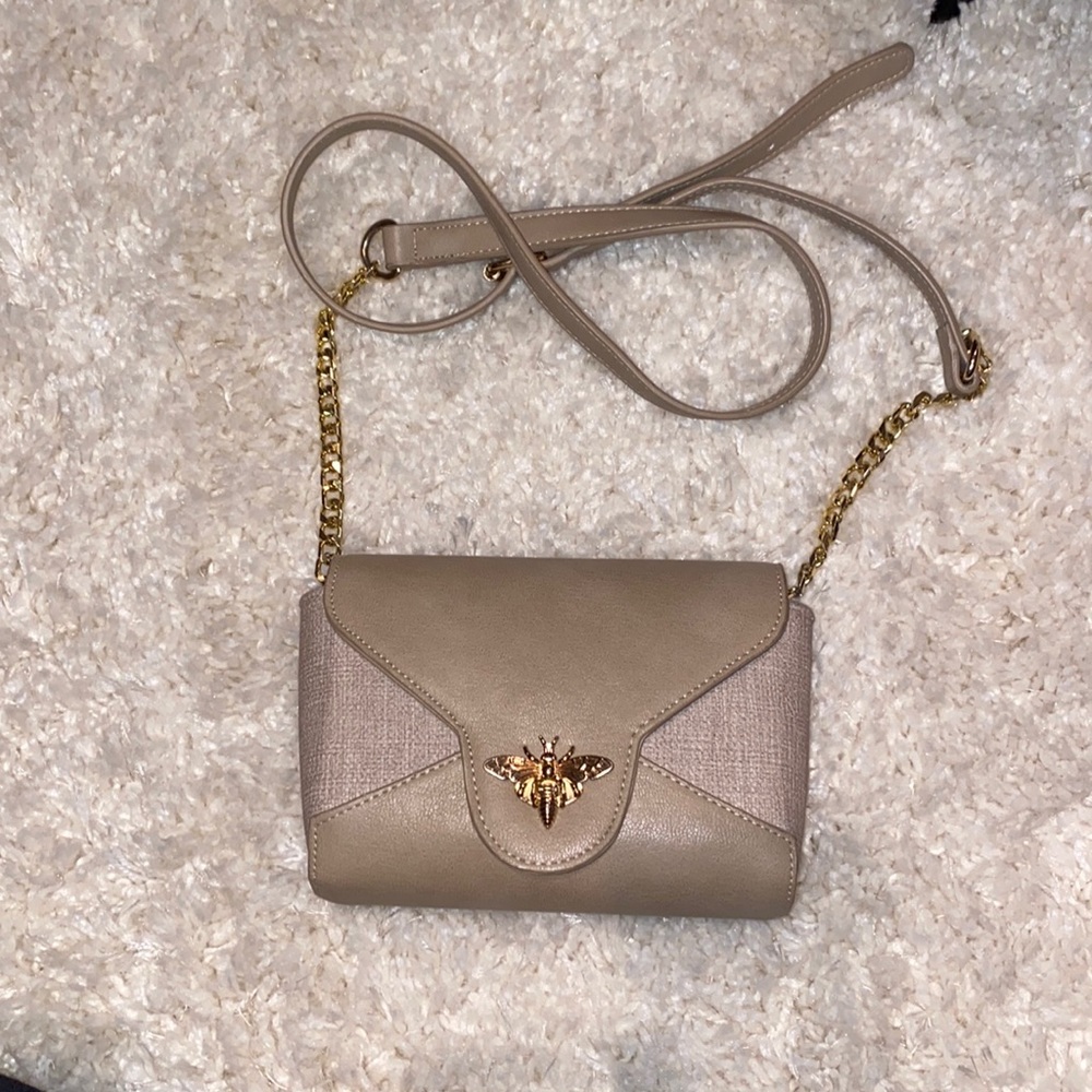 small tan cross body bag
